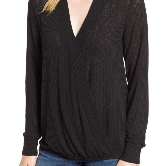 ⬇️⬇️⬇️Bobeau  Petite Faux Wrap Vneck Sweater - Picture 1 of 4